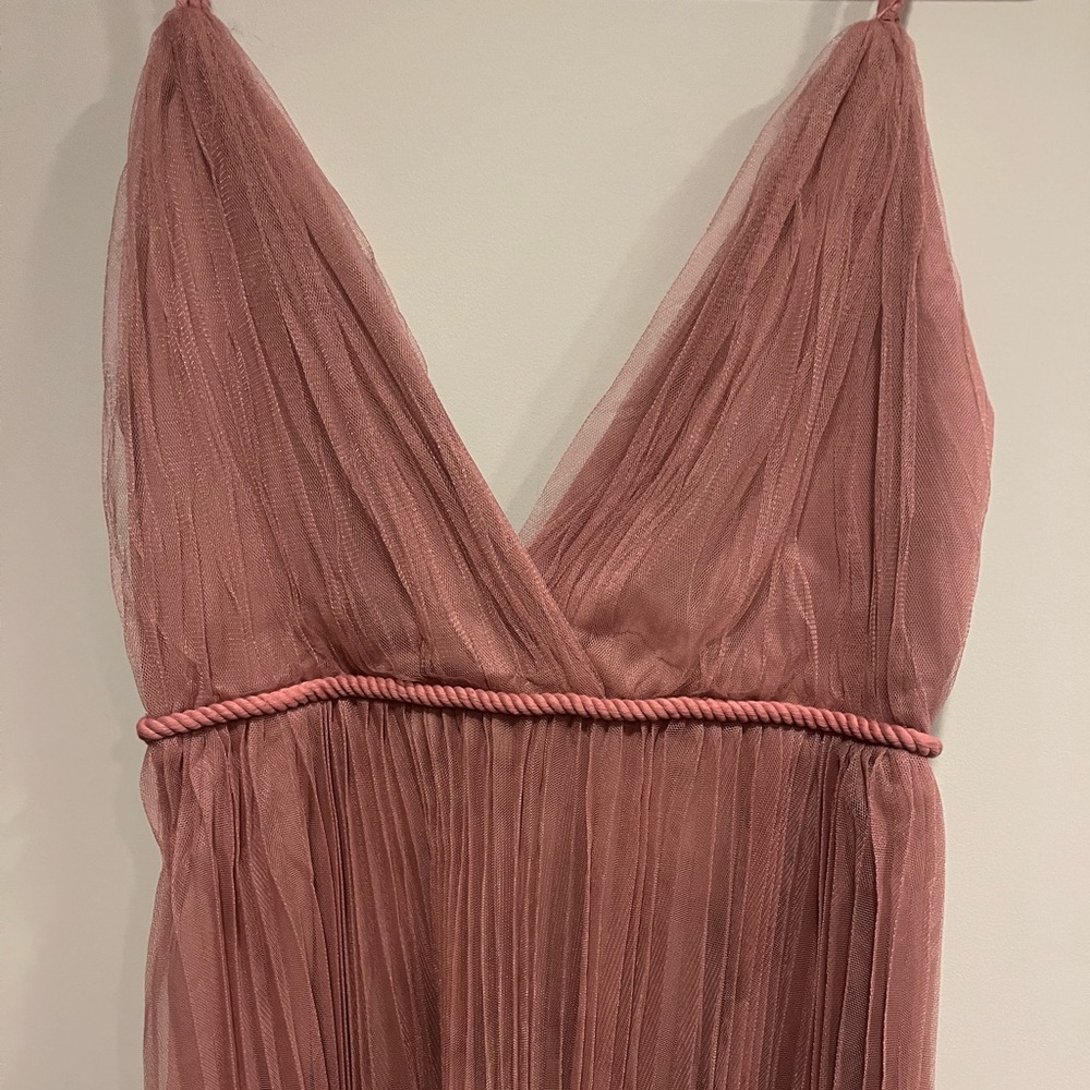 Lulu’s Dress - Picture 4 of 4